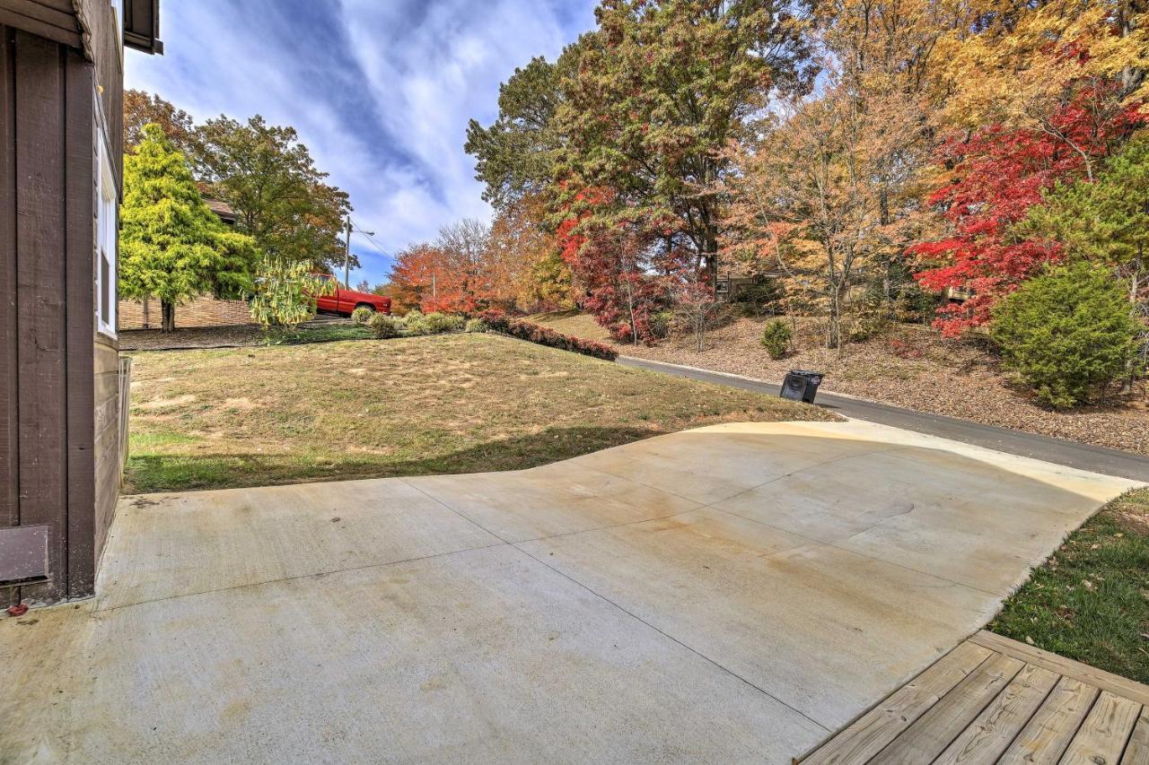 Updated Kingsport Home With Deck And Mtn Views! Extérieur photo