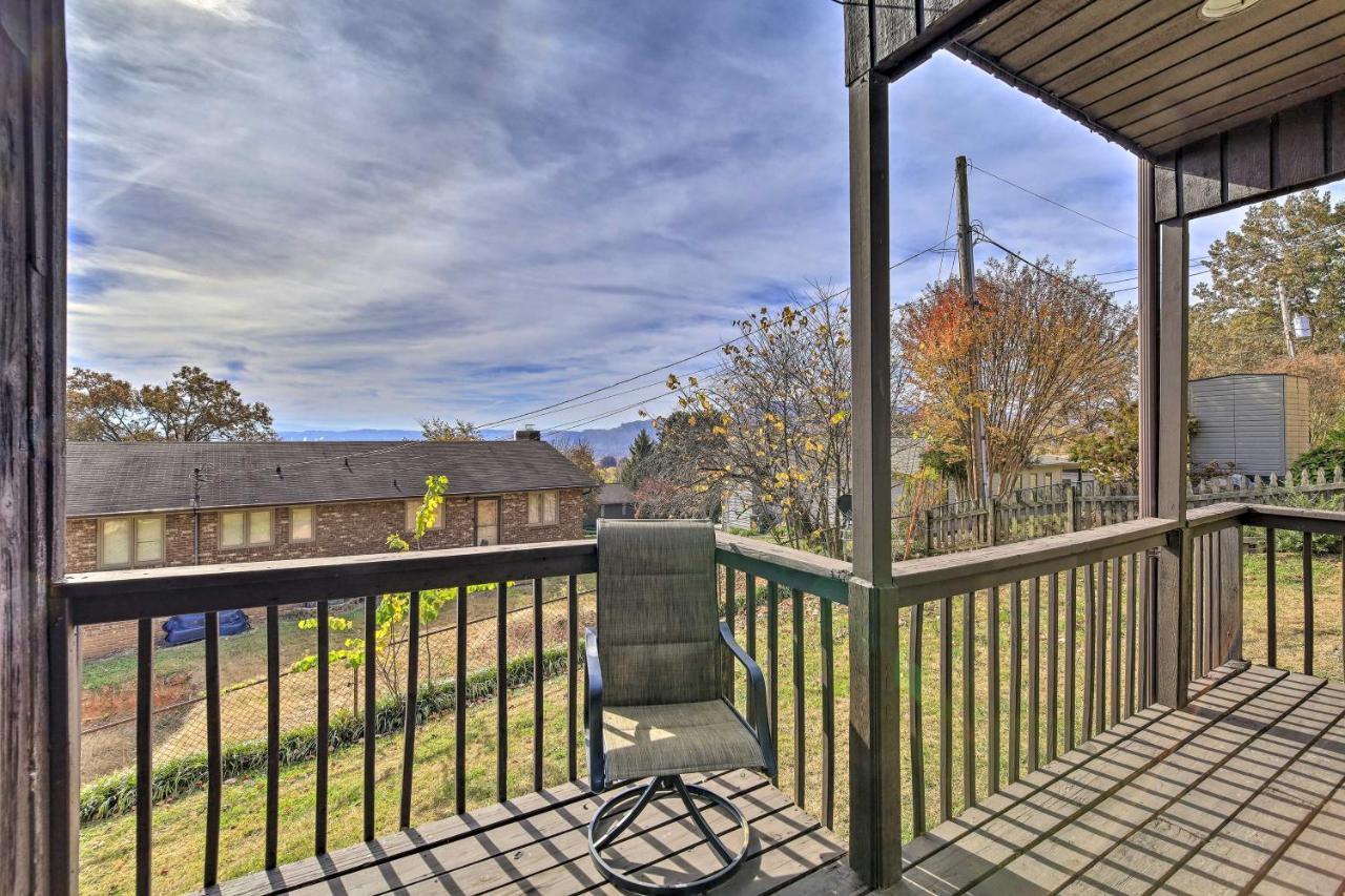 Updated Kingsport Home With Deck And Mtn Views! Extérieur photo